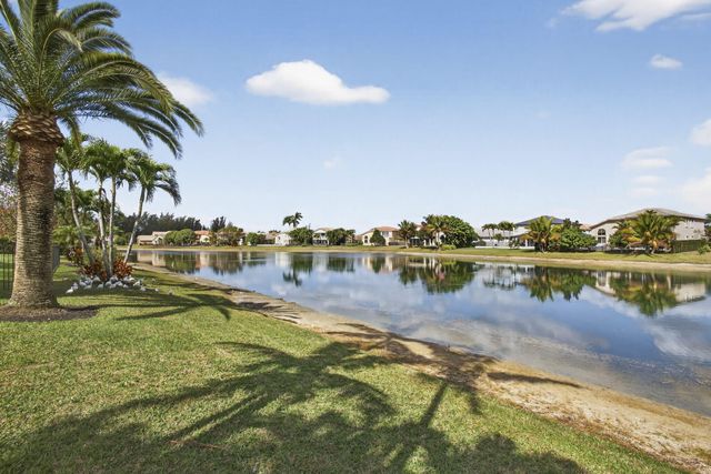 109 Isola Circle, Royal Palm Beach, FL 33411