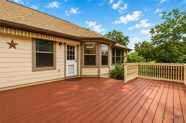 220 Ulupau Circle, Bastrop, TX 78602