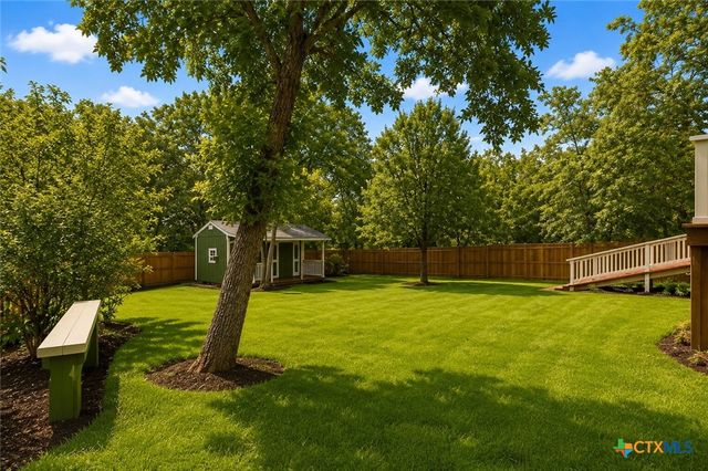 220 Ulupau Circle, Bastrop, TX 78602