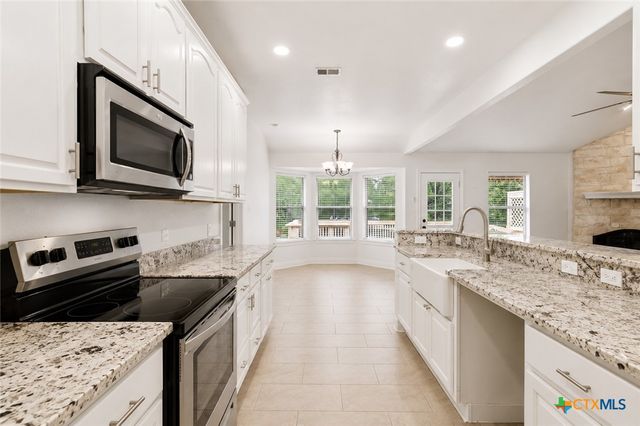 220 Ulupau Circle, Bastrop, TX 78602