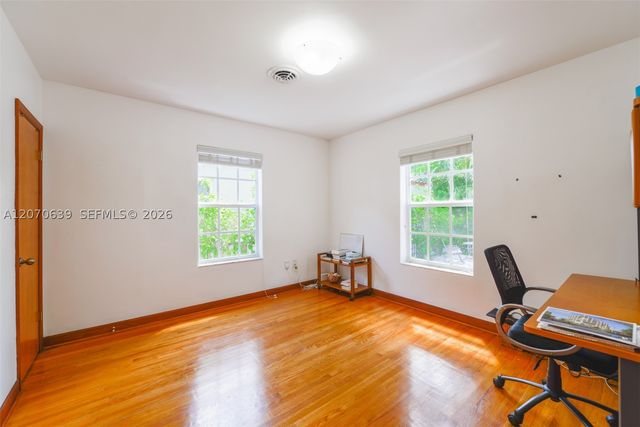 3031 SW 2nd Ave ., Miami, FL 33129