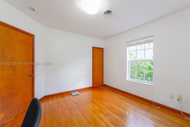 3031 SW 2nd Ave ., Miami, FL 33129