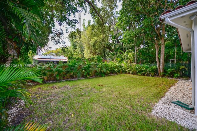 3031 SW 2nd Ave ., Miami, FL 33129