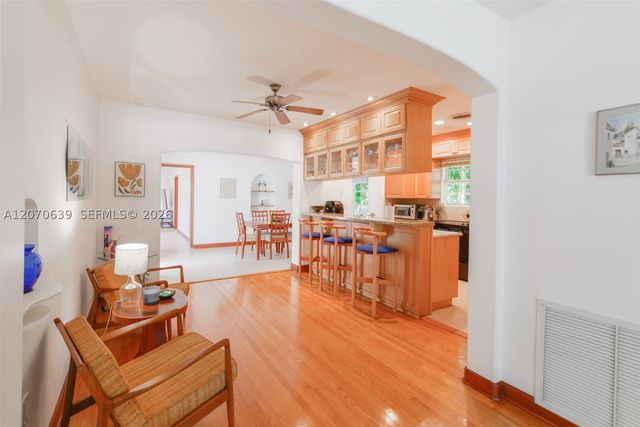 3031 SW 2nd Ave ., Miami, FL 33129
