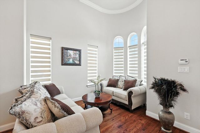 312 Birchwood Way, Irving, TX 75063