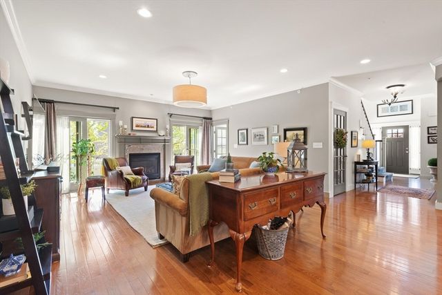 14 Parkview Rd 14, Franklin, MA 02038