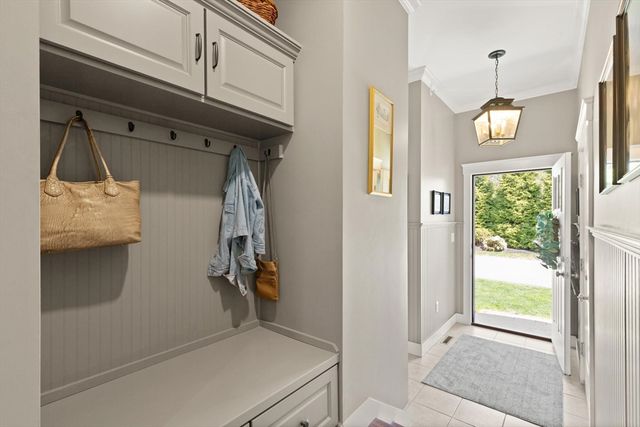 14 Parkview Rd 14, Franklin, MA 02038