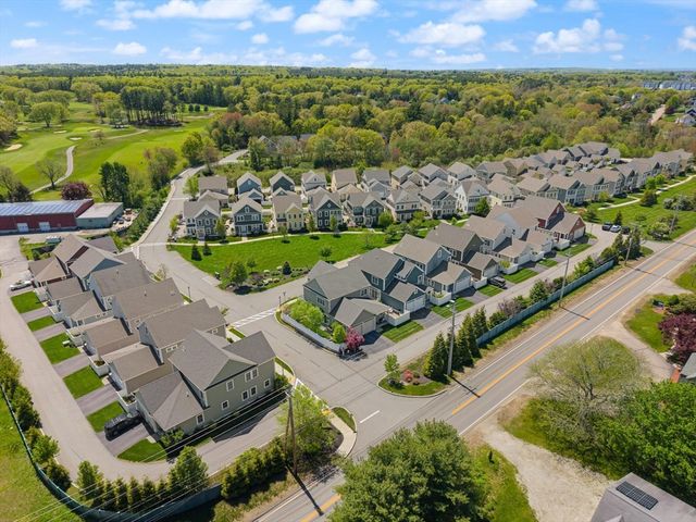 14 Parkview Rd 14, Franklin, MA 02038