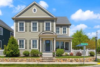 14 Parkview Rd 14, Franklin, MA 02038