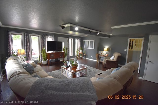 412 Ridge Drive, Sallisaw, OK 74955