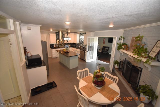 412 Ridge Drive, Sallisaw, OK 74955