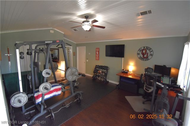 412 Ridge Drive, Sallisaw, OK 74955