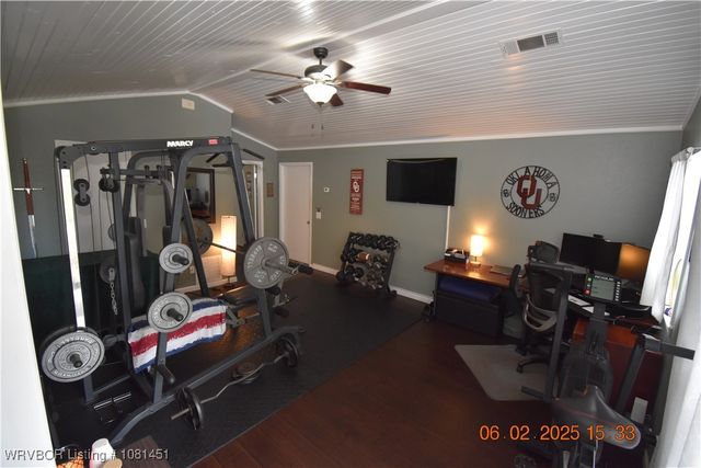 412 Ridge Drive, Sallisaw, OK 74955