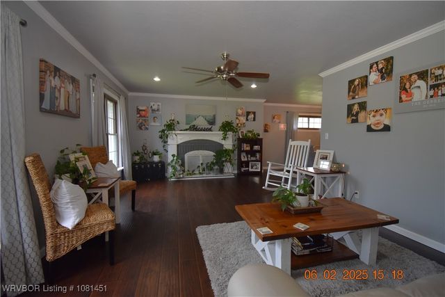 412 Ridge Drive, Sallisaw, OK 74955