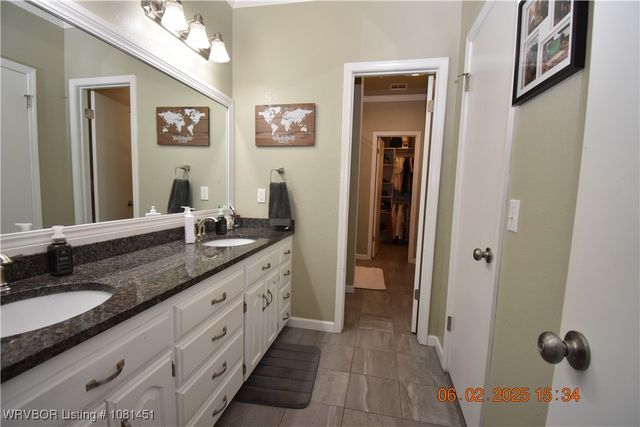 412 Ridge Drive, Sallisaw, OK 74955