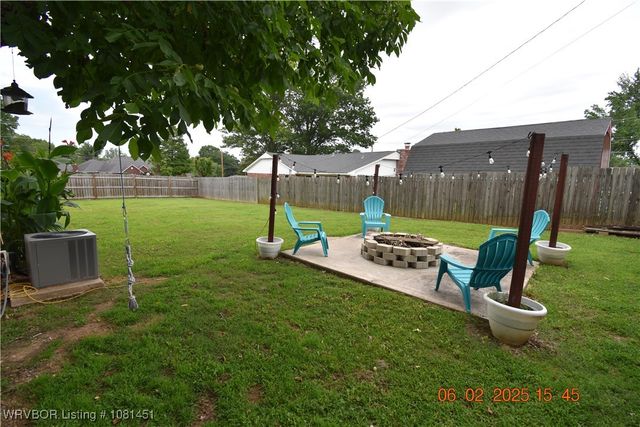 412 Ridge Drive, Sallisaw, OK 74955