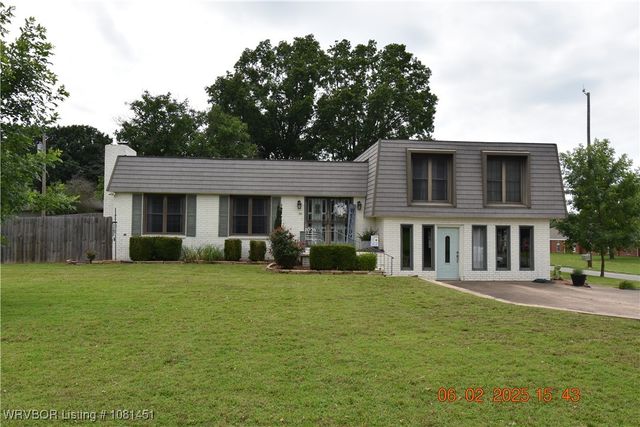 412 Ridge Drive, Sallisaw, OK 74955