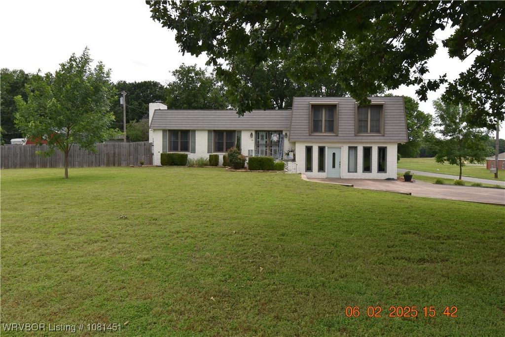412 Ridge Drive, Sallisaw, OK 74955