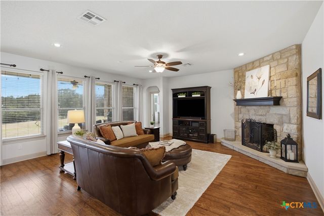 224 Whitney Woods Circle, Georgetown, TX 78633
