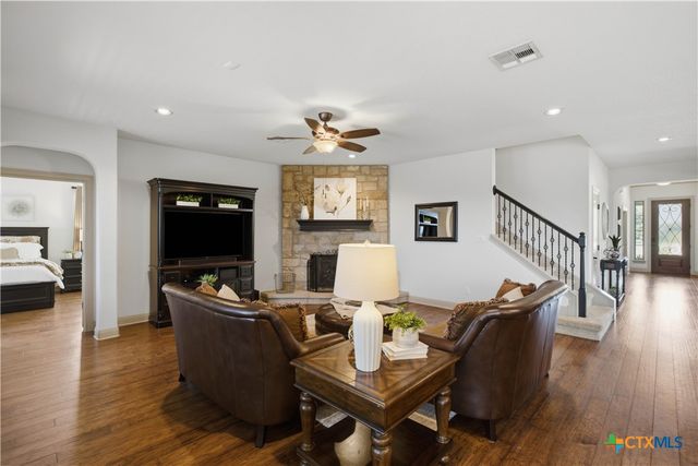 224 Whitney Woods Circle, Georgetown, TX 78633