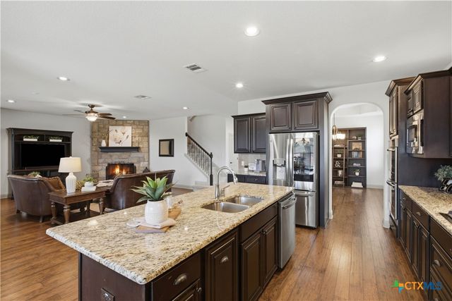 224 Whitney Woods Circle, Georgetown, TX 78633