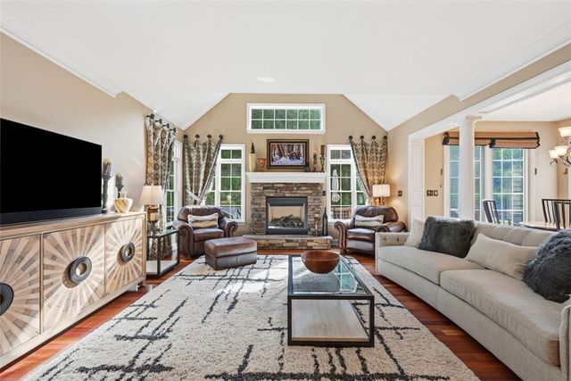 1801 Constitution Blvd, Adams Twp, PA 16059