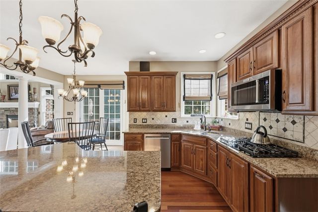 1801 Constitution Blvd, Adams Twp, PA 16059