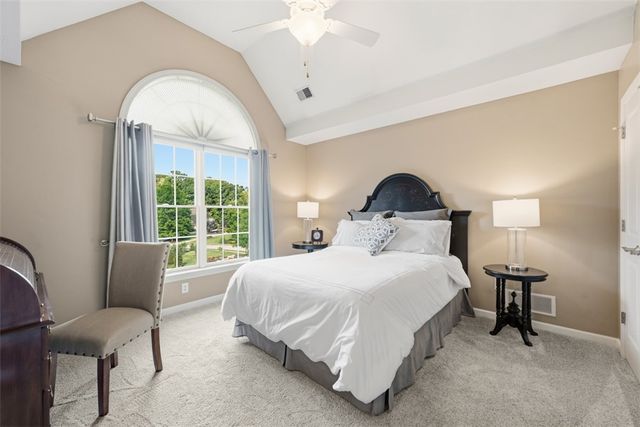 1801 Constitution Blvd, Adams Twp, PA 16059