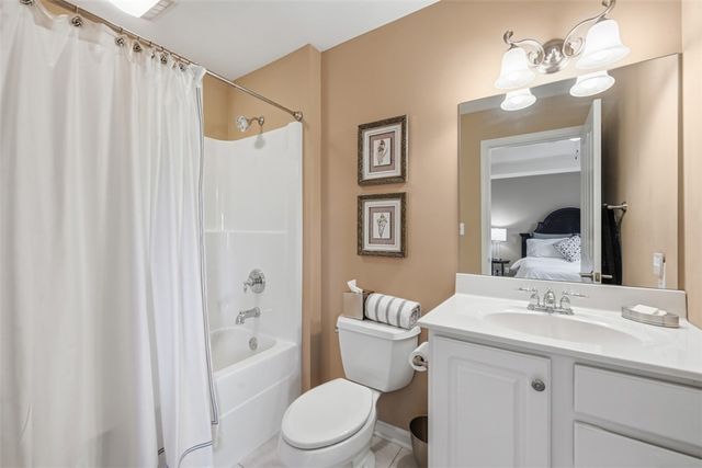 1801 Constitution Blvd, Adams Twp, PA 16059