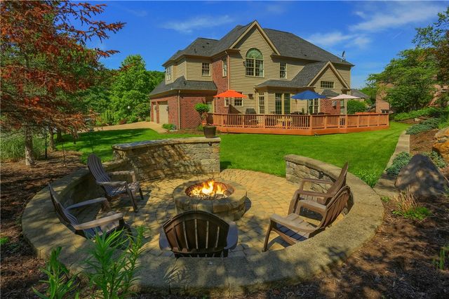 1801 Constitution Blvd, Adams Twp, PA 16059