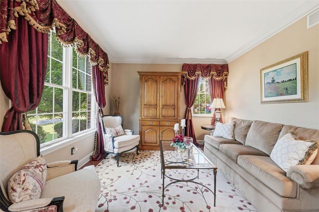 1801 Constitution Blvd, Adams Twp, PA 16059