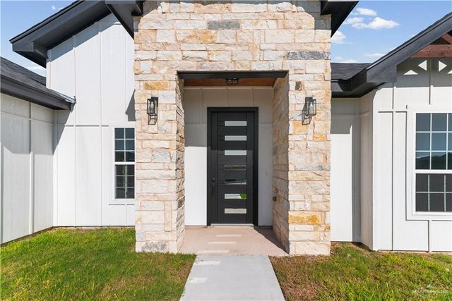 3118 Arrow Lane, Weslaco, TX 78596