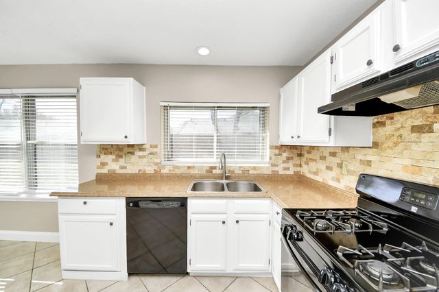 9611 Cleveland Bay Court, Houston, TX 77065