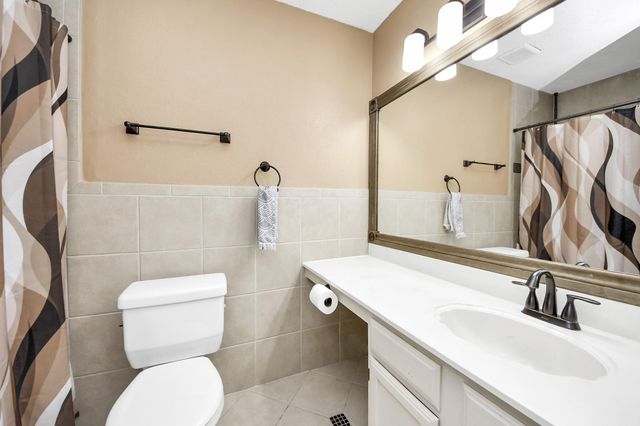 9611 Cleveland Bay Court, Houston, TX 77065