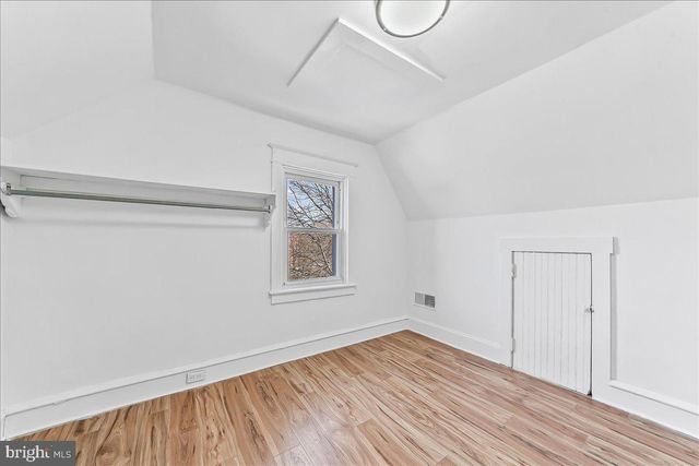 331 CLEARBROOK AVE, Lansdowne, PA 19050