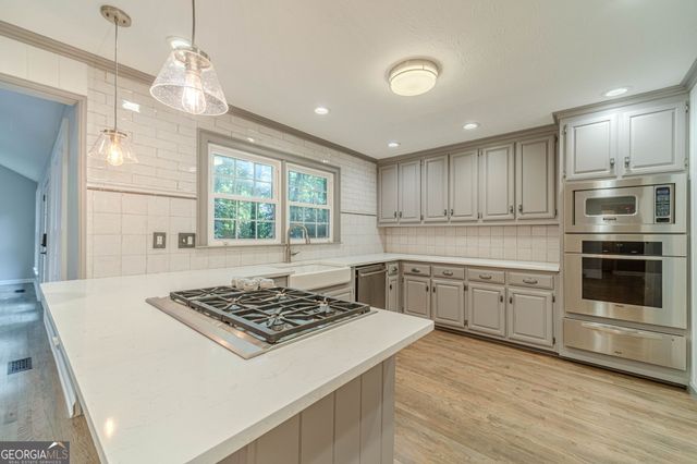 765 Winston Drive, Lawrenceville, GA 30044