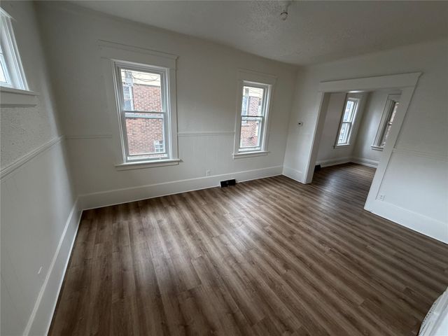 521 RASPBERRY Street, Erie, PA 16507