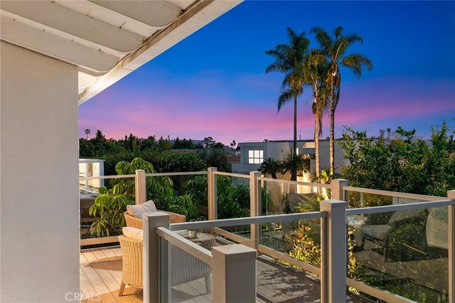 428 Cabrillo, Corona Del Mar, CA 92625