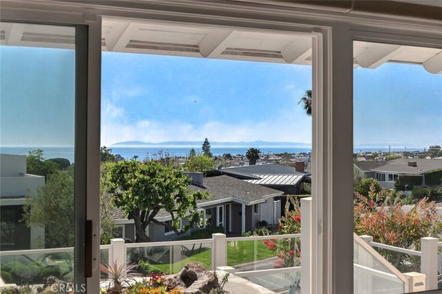 428 Cabrillo, Corona Del Mar, CA 92625