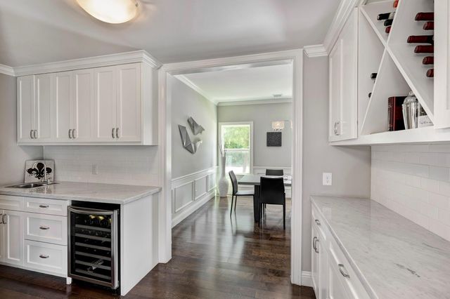 3709 Ella Boulevard, Houston, TX 77018