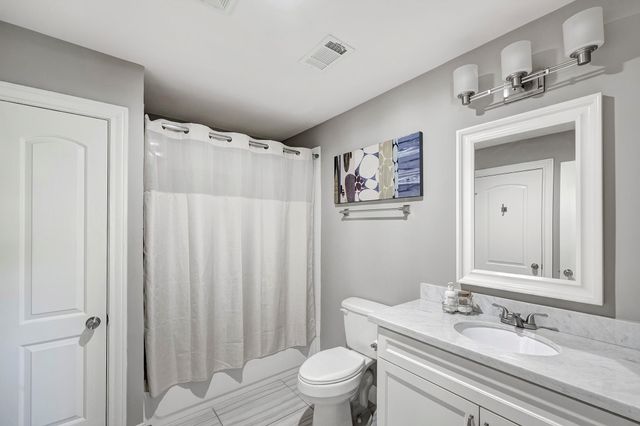 3709 Ella Boulevard, Houston, TX 77018