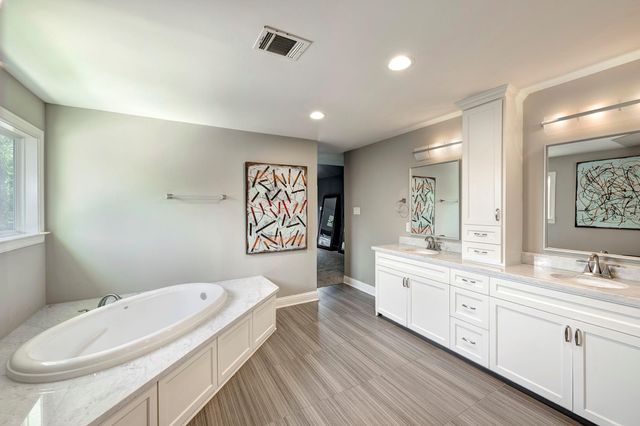 3709 Ella Boulevard, Houston, TX 77018