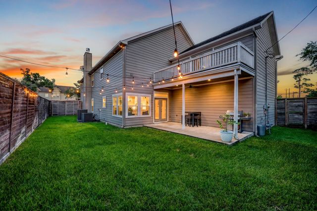 3709 Ella Boulevard, Houston, TX 77018