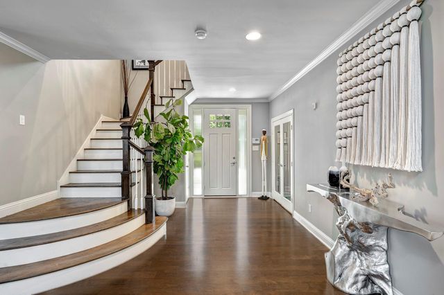 3709 Ella Boulevard, Houston, TX 77018