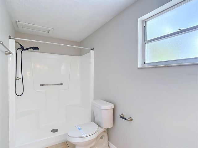 6701 VILLAGE GROVE COURT, Tampa, FL 33615