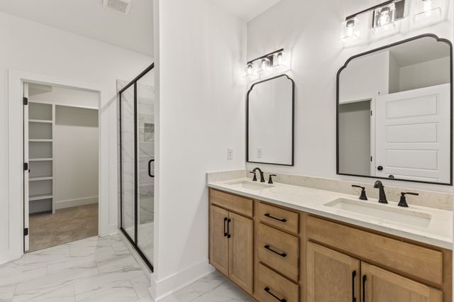 1019 Walnut Grove Road, Dickson, TN 37055