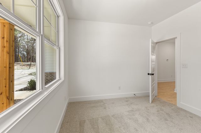 1019 Walnut Grove Road, Dickson, TN 37055