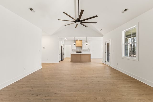 1019 Walnut Grove Road, Dickson, TN 37055