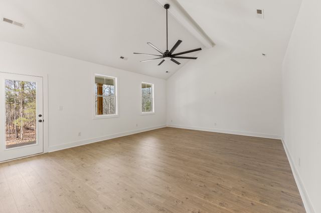 1019 Walnut Grove Road, Dickson, TN 37055