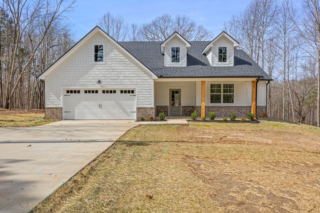 1019 Walnut Grove Road, Dickson, TN 37055